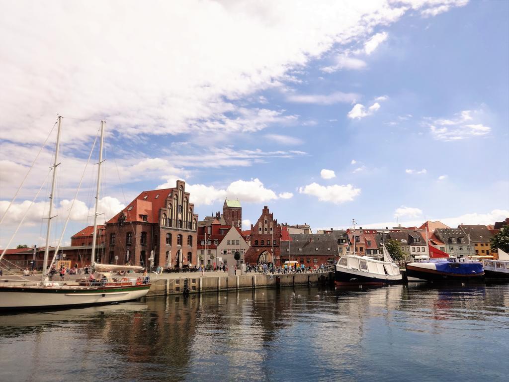 Ferienwohnung Am Alten Hafen Вісмар Екстер'єр фото