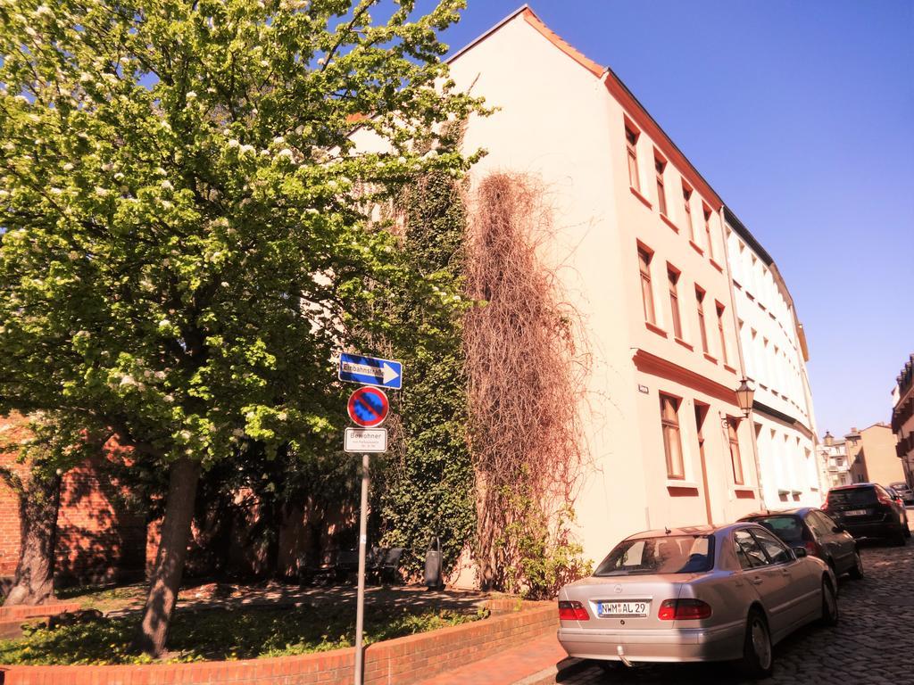 Ferienwohnung Am Alten Hafen Вісмар Екстер'єр фото